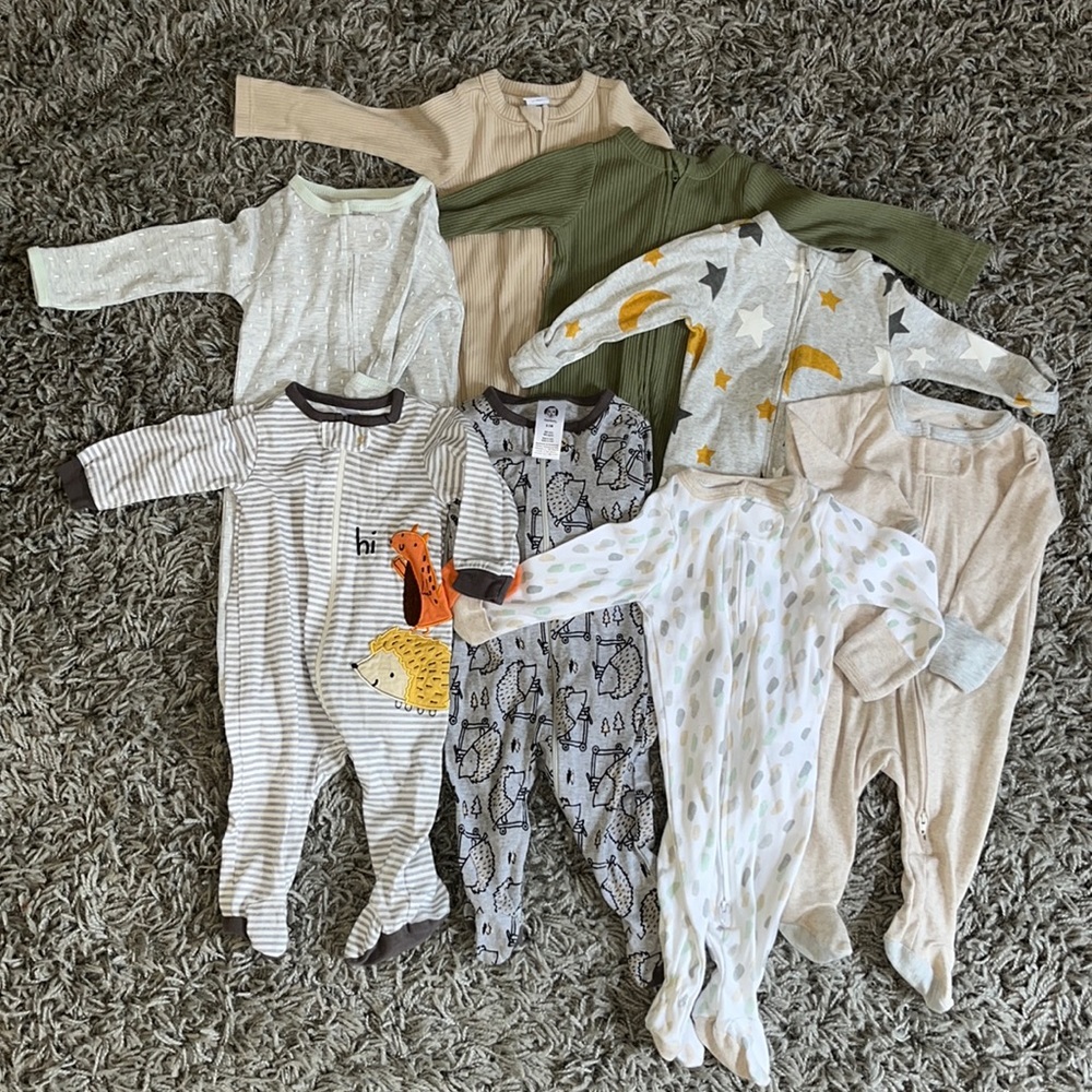 NEVER WORN Footed Pajamas bundle of 8